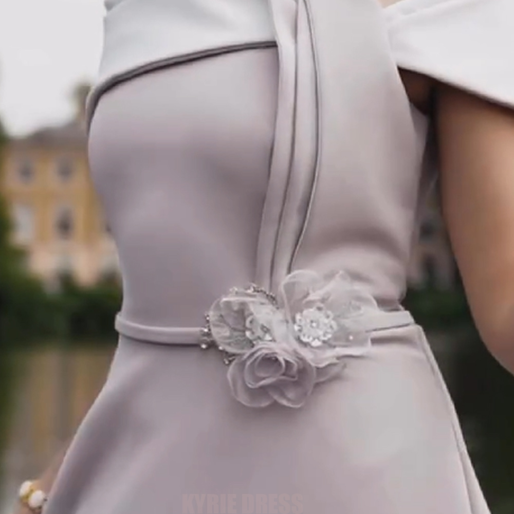 Robe élégante pour mère de la  - Elegant Satin Evening Gown Split avis et prix